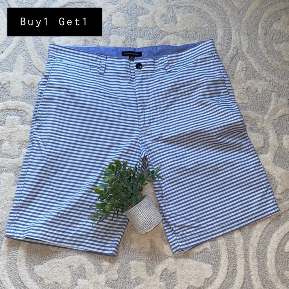 BOGO BANANA REPUBLIC Stripped White Blue Shorts